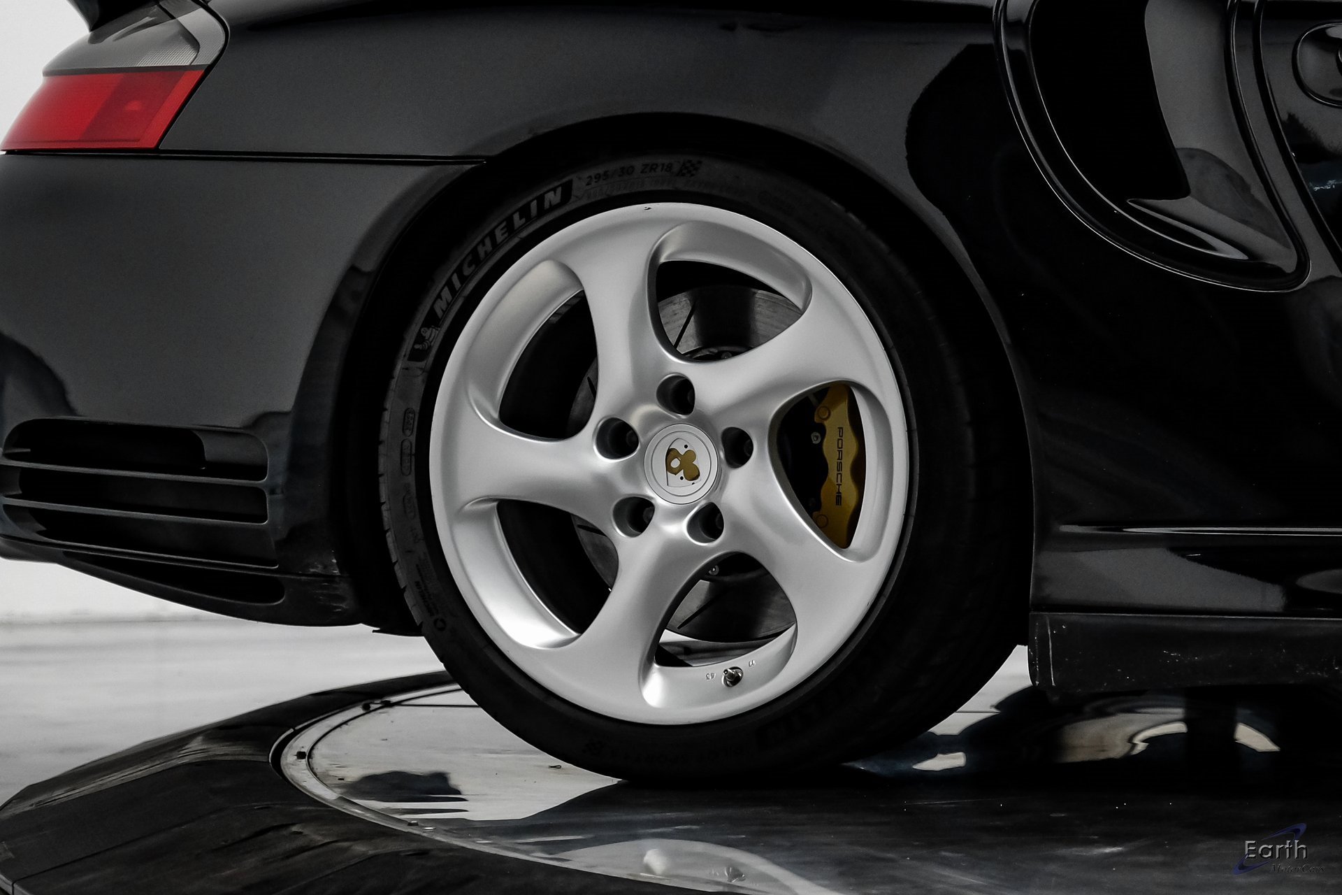 Used 2005 Porsche 911 Turbo S image 75