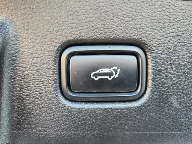 Used 2022 Kia Telluride SX w/ SX Prestige Package image 38