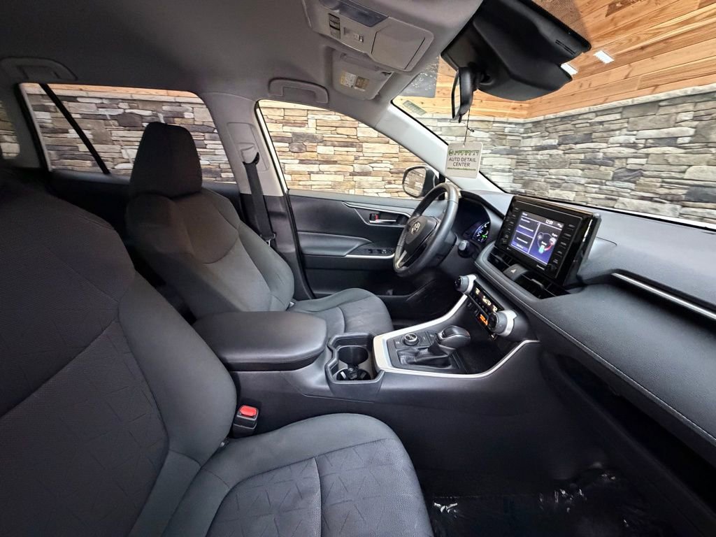 Used 2020 Toyota RAV4 XLE w/ XLE Grade Weather Package image 14