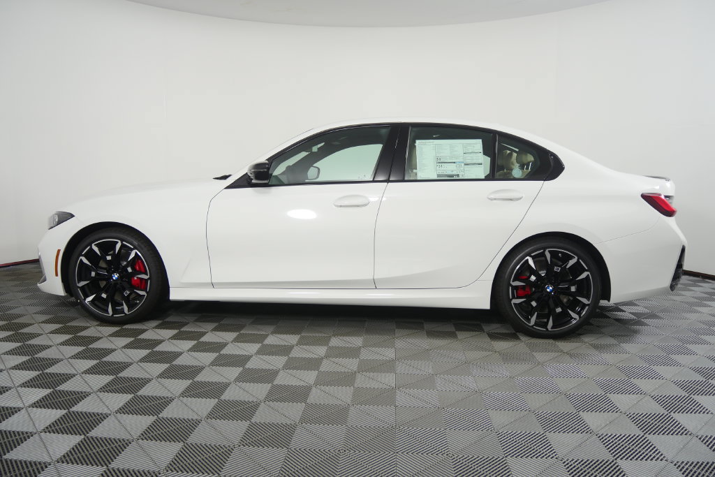 New 2026 BMW 330i Sedan w/ M Sport Package RWD image 7