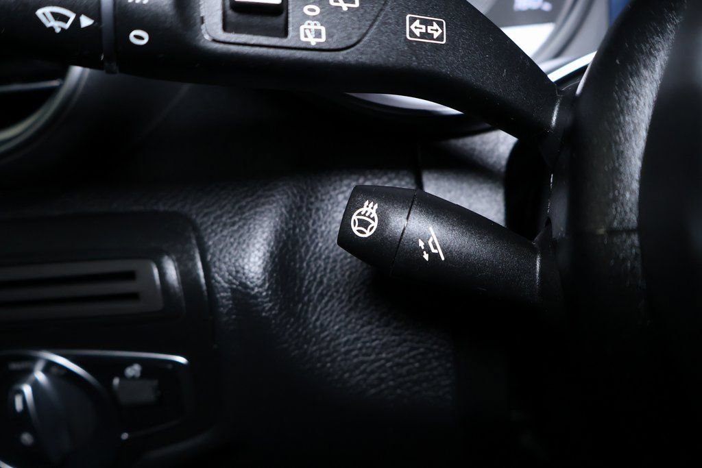 Used 2021 Mercedes-Benz GLC 300 4MATIC image 28