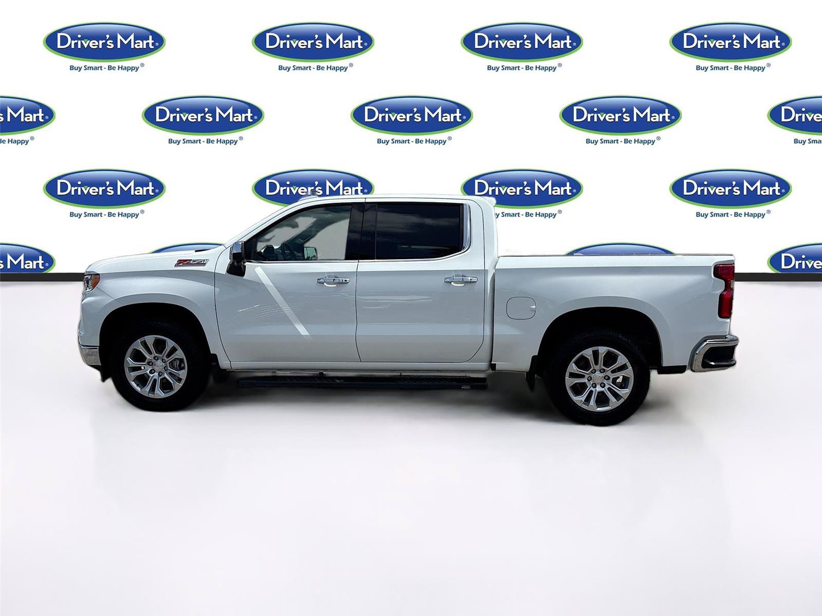 Used 2024 Chevrolet Silverado 1500 LTZ w/ LTZ Convenience Package II AWD/4WD image 4