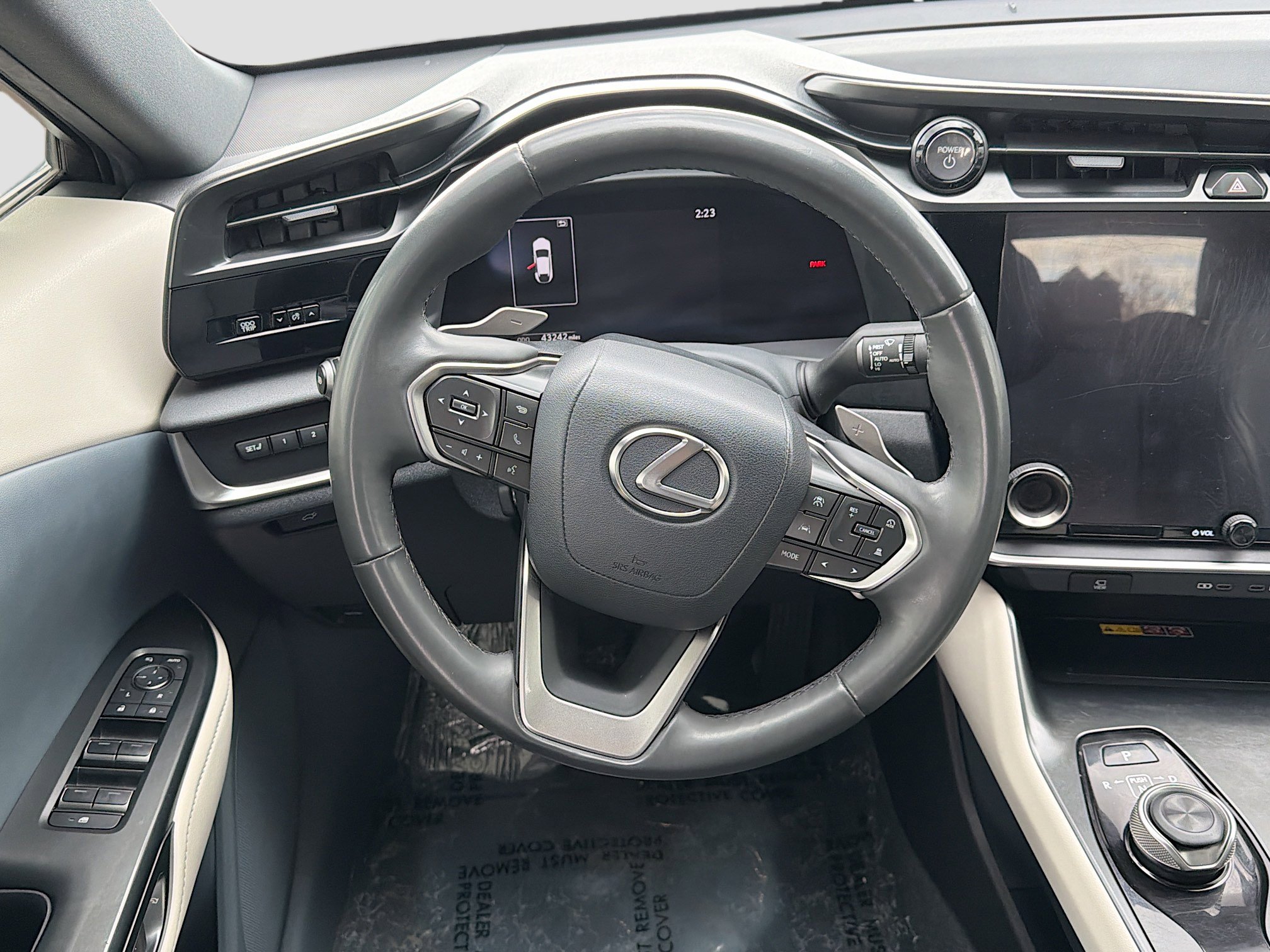 Used 2023 Lexus RZ 450e Premium w/ Accessory Package (Z1) image 18