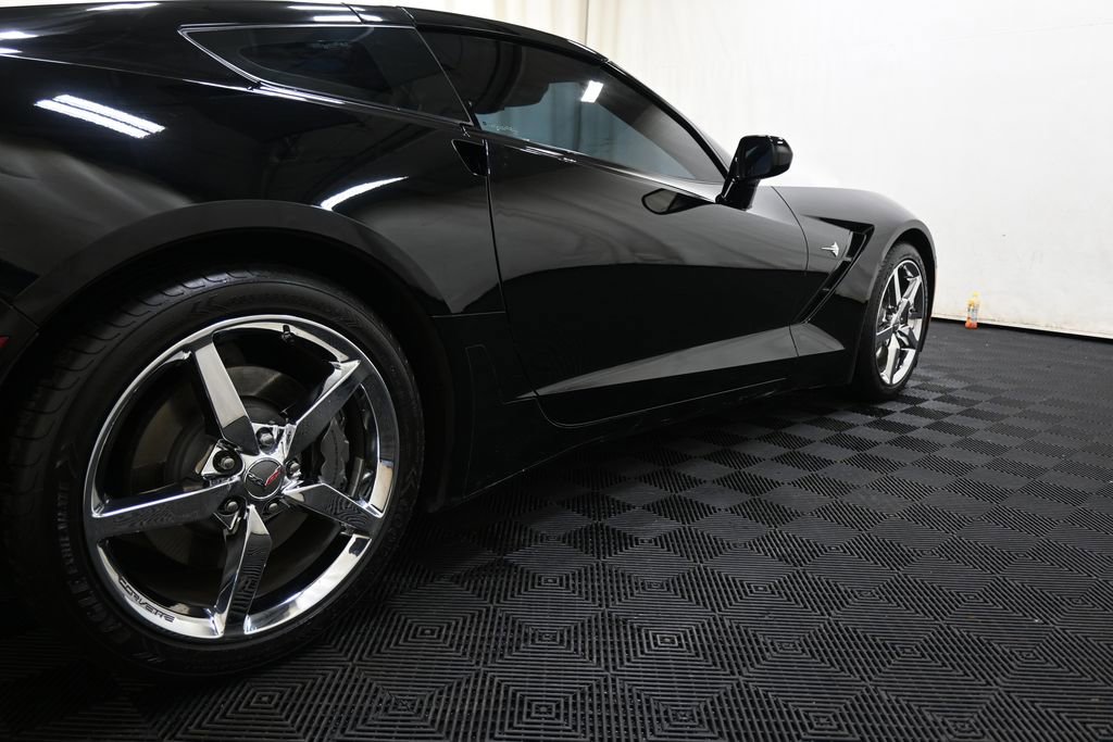 Used 2014 Chevrolet Corvette Stingray Coupe w/ 2LT Preferred Equipment Group image 16