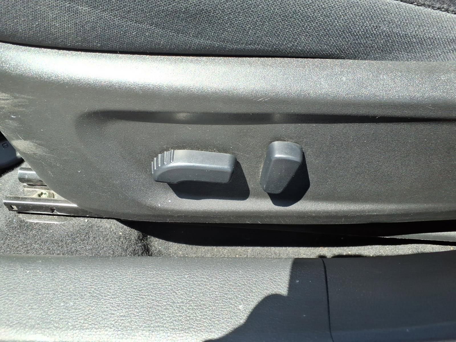 Used 2024 Nissan Altima 2.5 SV FWD image 15