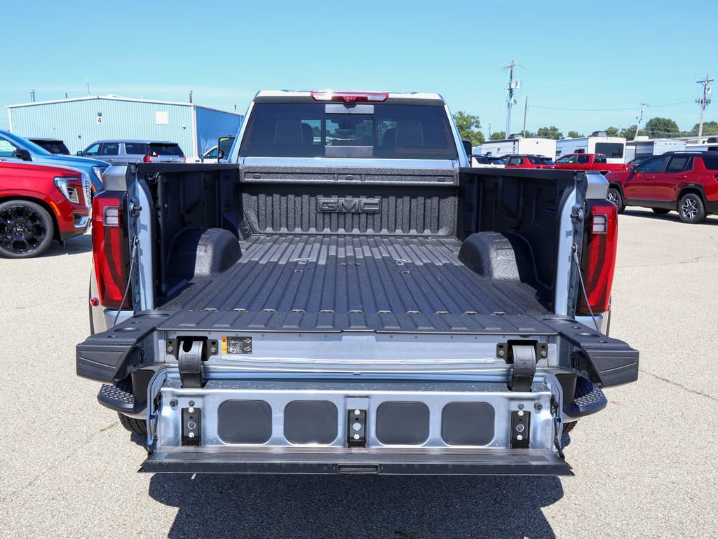 New 2026 GMC Sierra 3500 Denali Ultimate AWD/4WD image 5