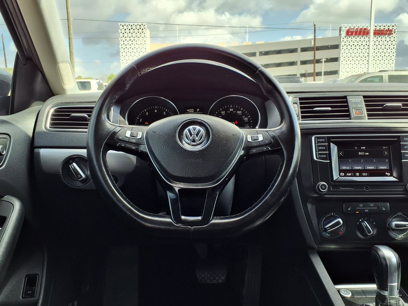 Used 2016 Volkswagen Jetta SE image 13