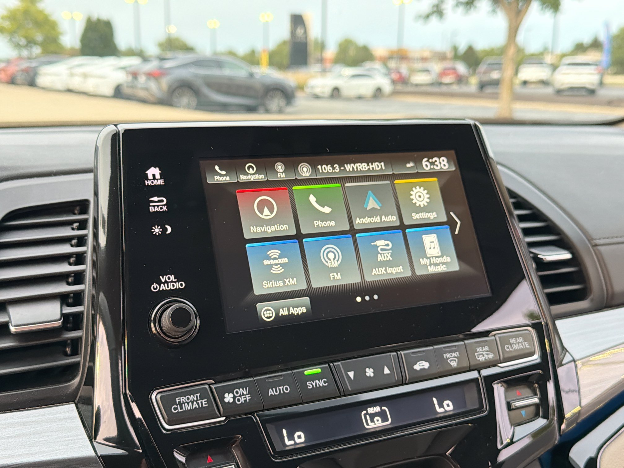 Used 2022 Honda Odyssey Elite image 16