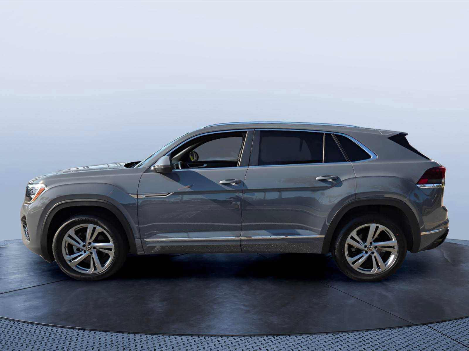 Used 2024 Volkswagen Atlas Cross Sport SEL R-Line AWD/4WD image 11