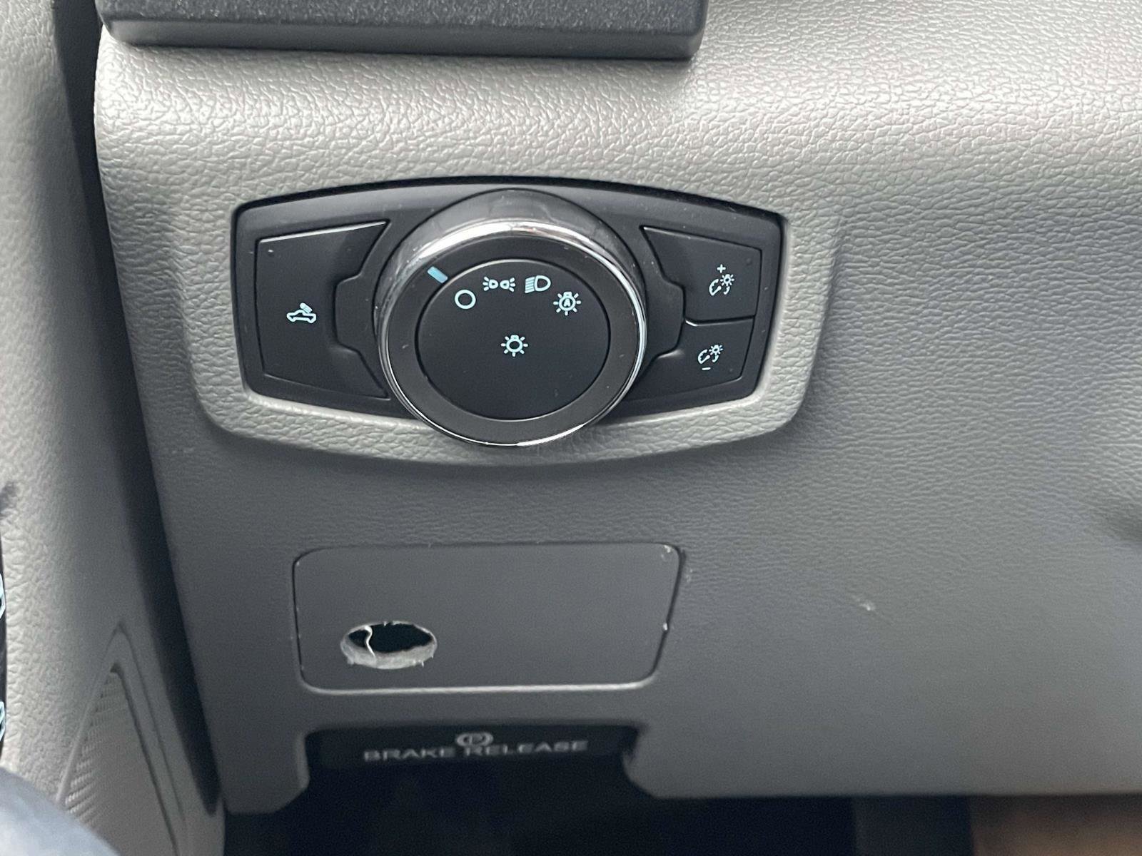 Used 2020 Ford F250 XL w/ STX Appearance Package image 8