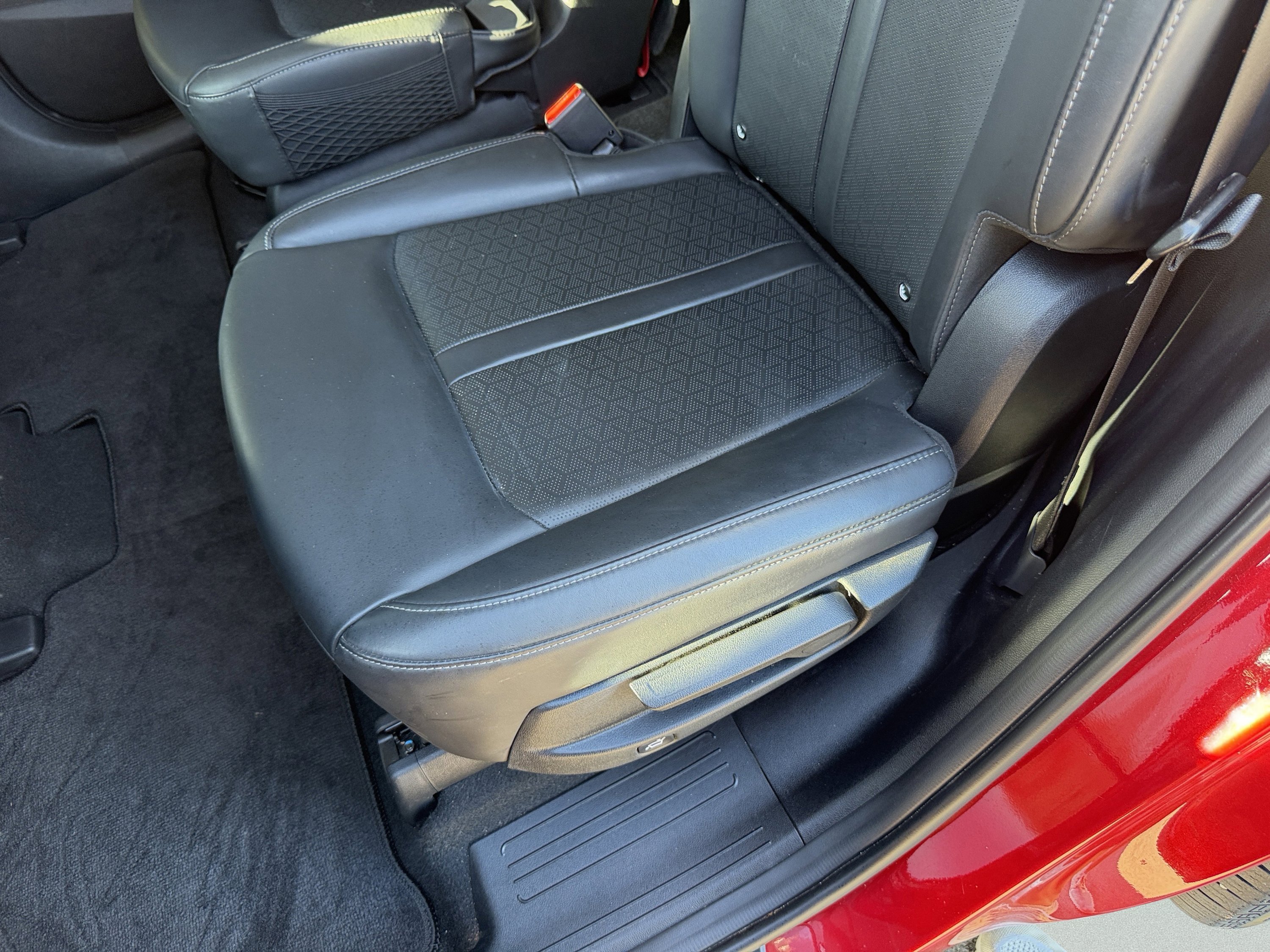 Used 2023 Kia Sorento EX image 22