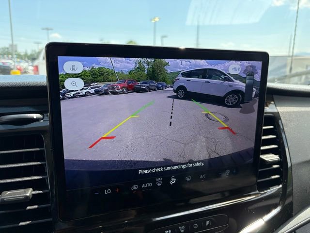 Used 2024 Ford Transit 350 XLT RWD image 5