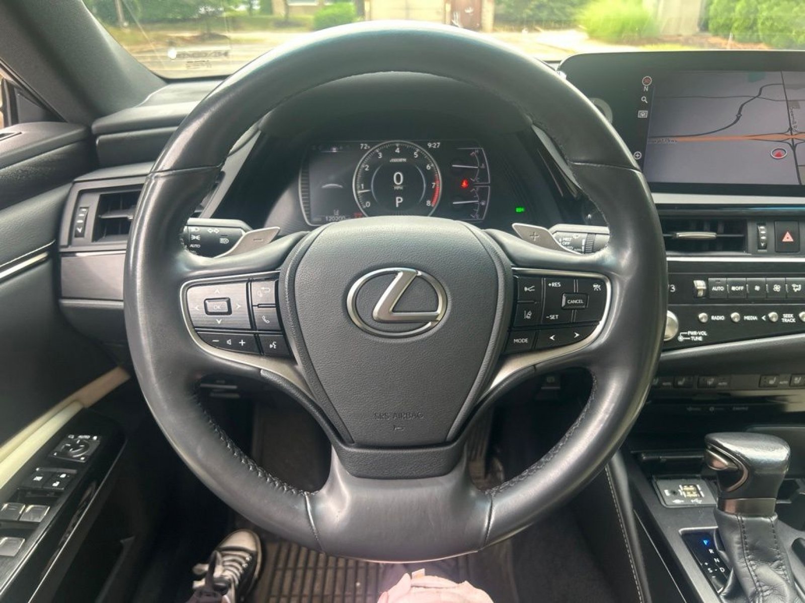 Used 2022 Lexus ES 250 w/ Premium Package AWD/4WD image 9