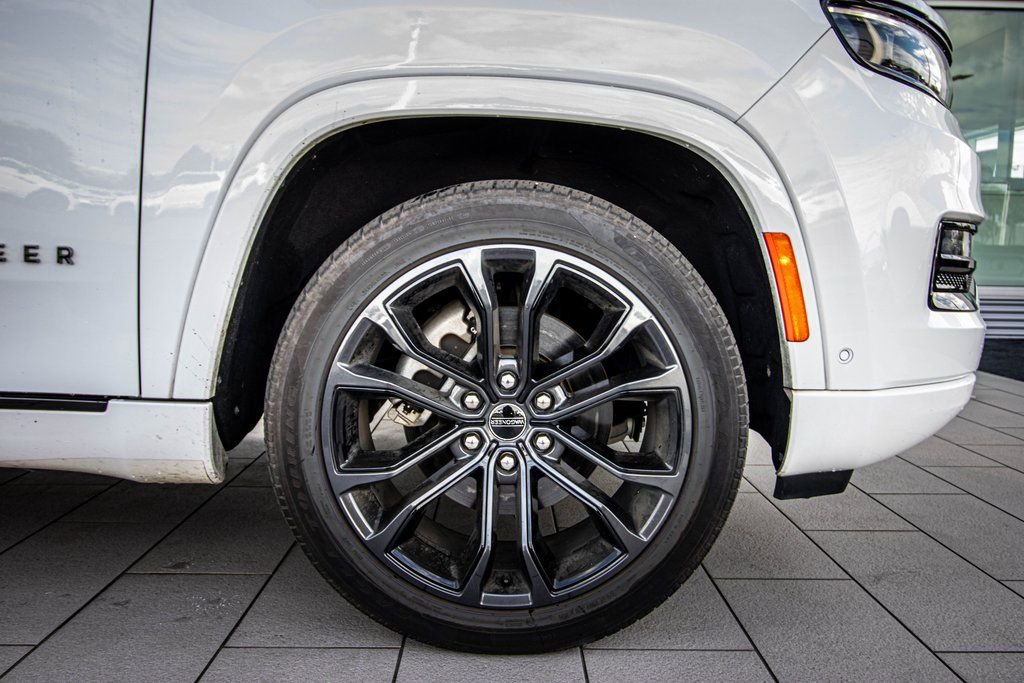 Used 2022 Jeep Grand Wagoneer Series II image 19