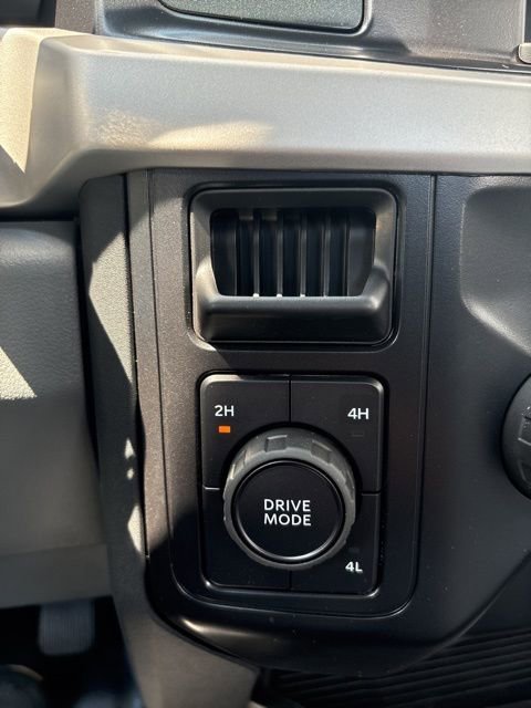 New 2025 Ford F550 4x4 Regular Cab Super Duty image 25
