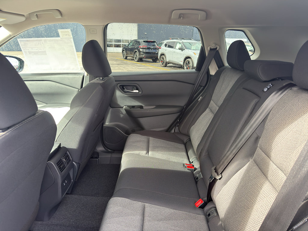 New 2026 Nissan Rogue SV image 32