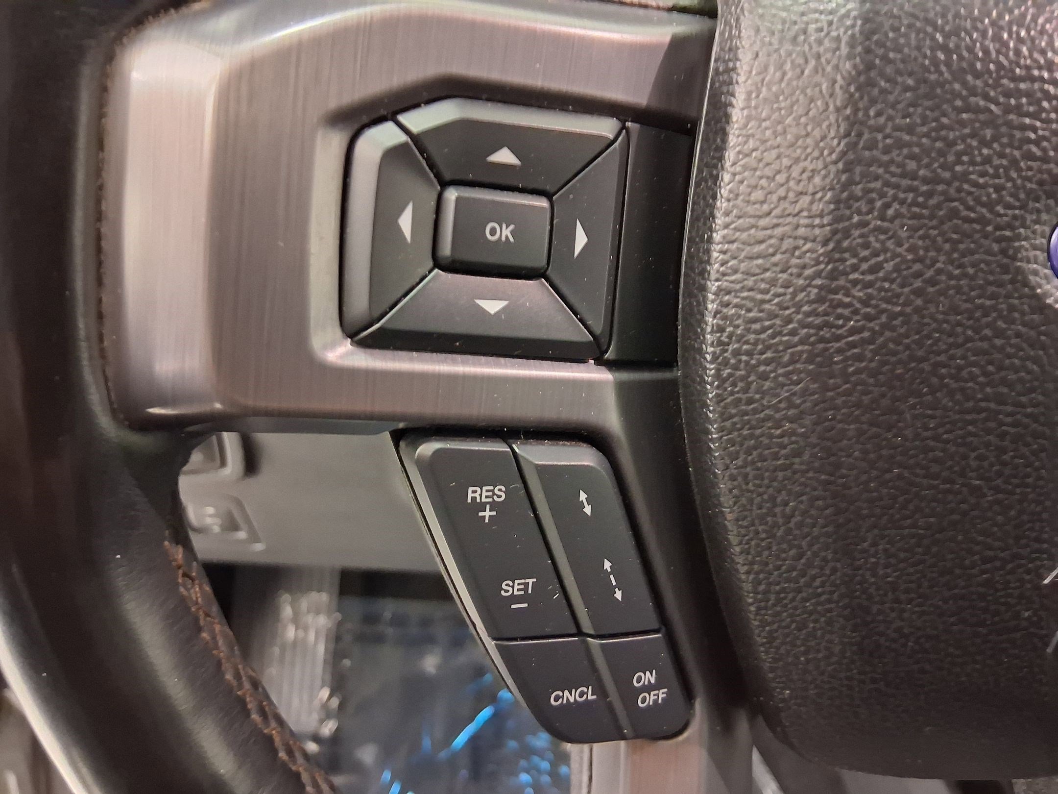 Used 2018 Ford Expedition Platinum AWD/4WD image 16