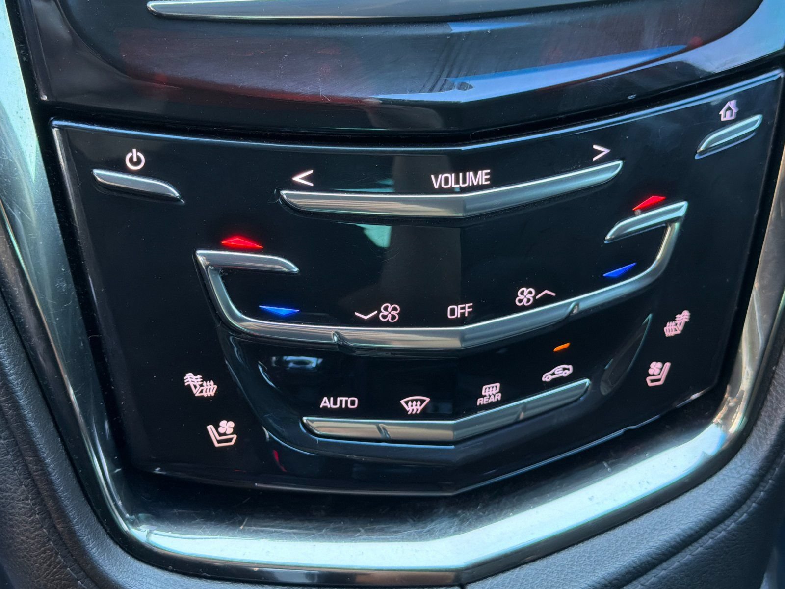 Used 2014 Cadillac CTS Luxury RWD image 18