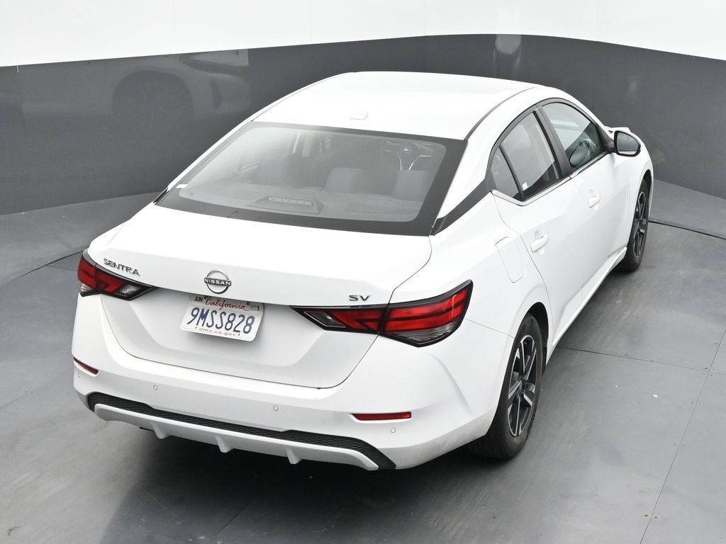 Used 2024 Nissan Sentra SV FWD image 12