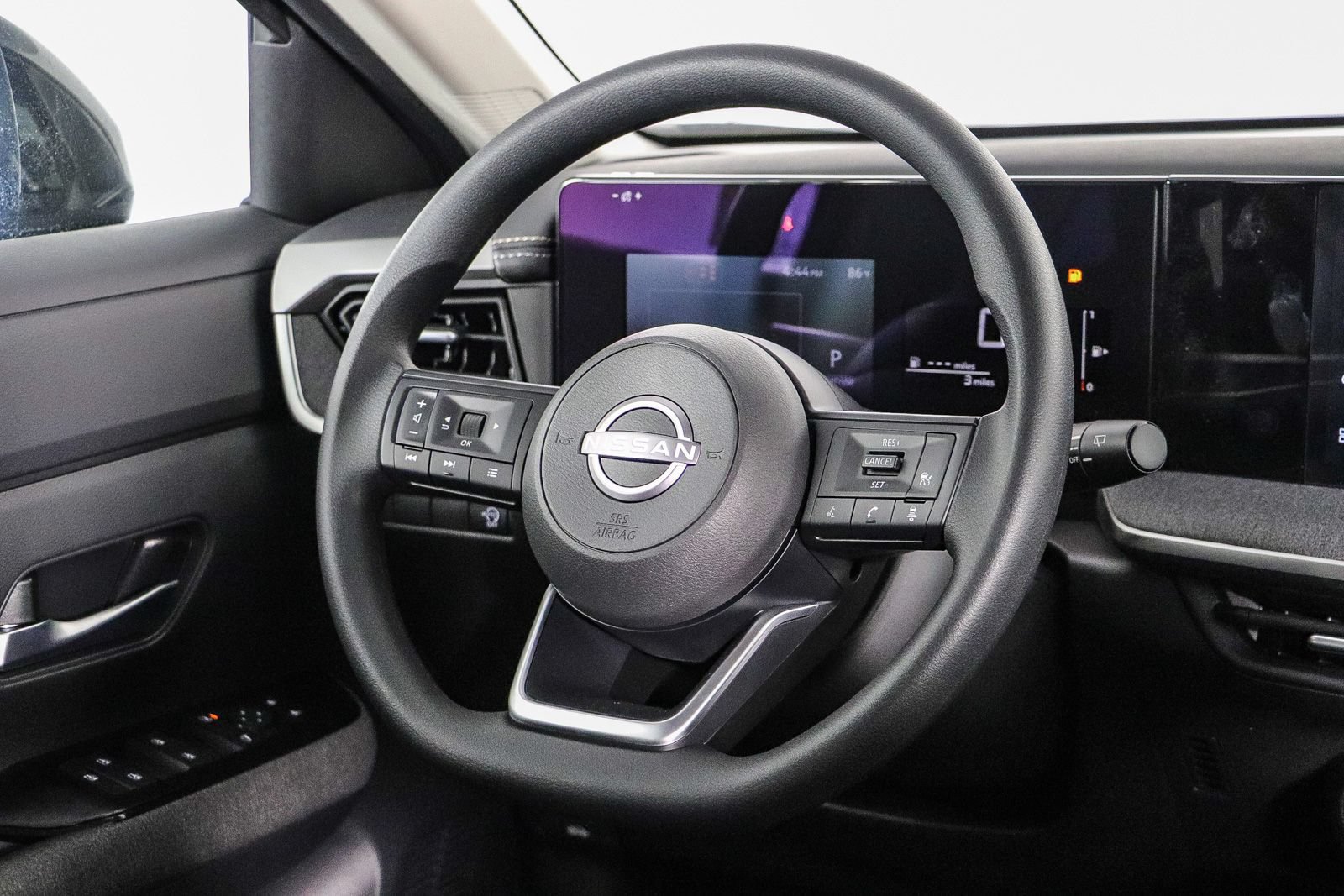 New 2027 Nissan Kicks SV FWD image 16