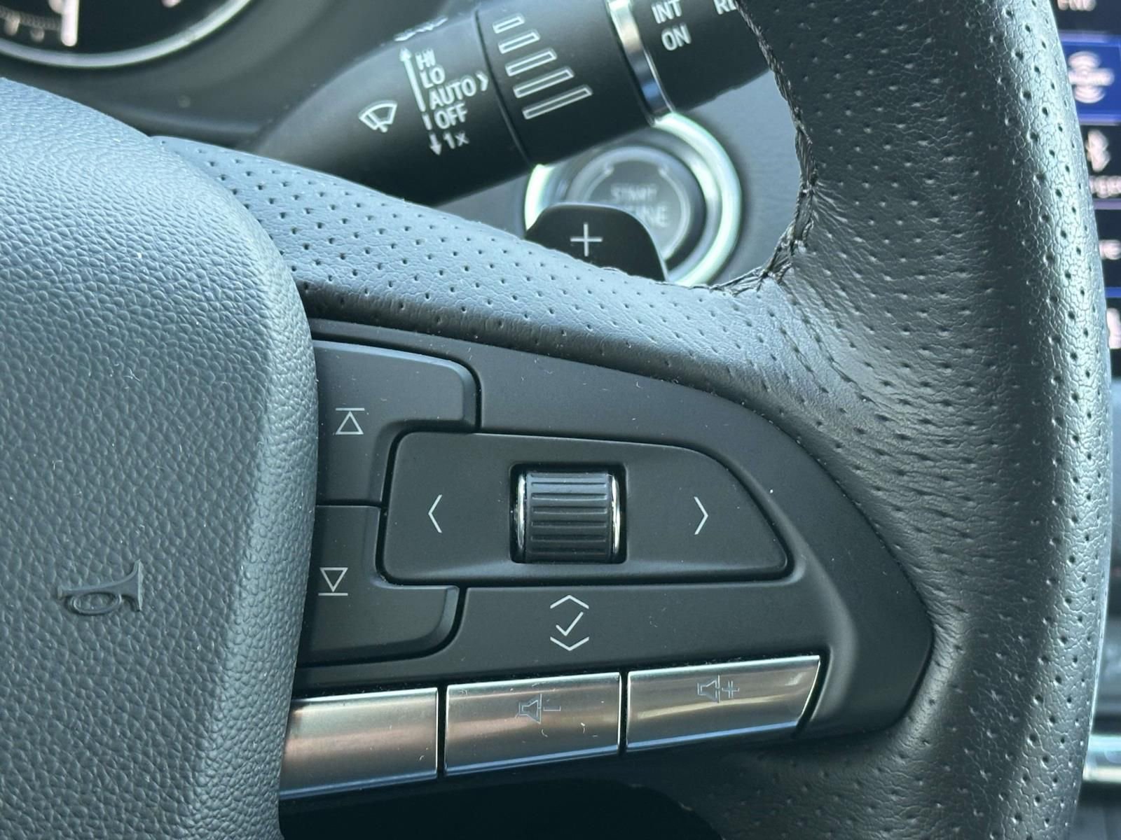 Used 2023 Cadillac XT4 Sport image 24