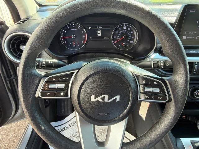 Used 2024 Kia Forte LXS FWD image 15