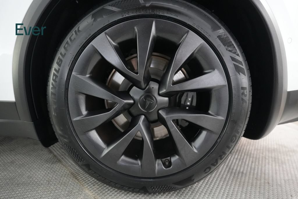 Used 2023 Tesla Model X AWD/4WD image 9