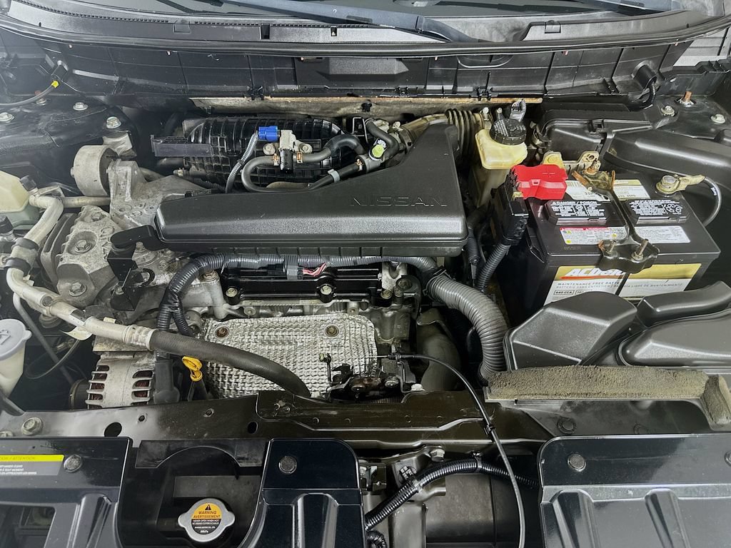 Used 2016 Nissan Rogue S FWD image 32