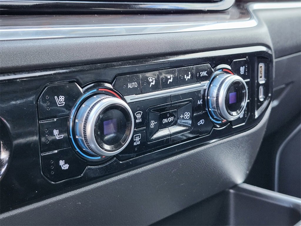 Used 2023 GMC Sierra 1500 SLT w/ SLT Premium Package image 20