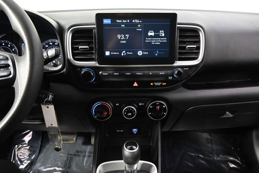 Used 2021 Hyundai Venue SE image 27