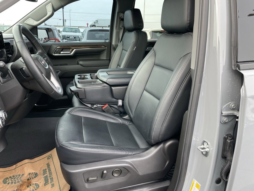 Used 2024 GMC Sierra 1500 Elevation image 7