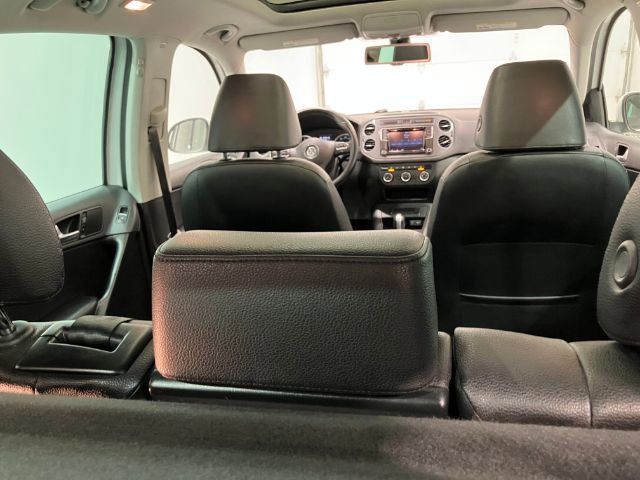 Used 2017 Volkswagen Tiguan Wolfsburg Edition image 37