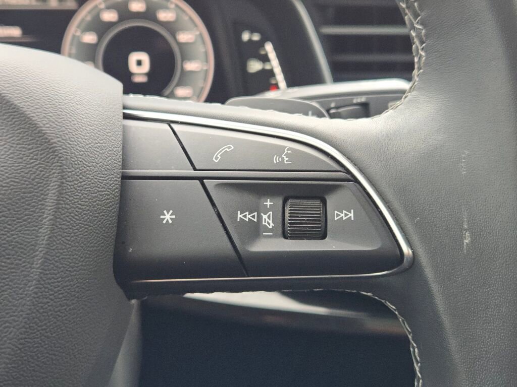 Used 2025 Audi Q7 3.0T Premium Plus image 32