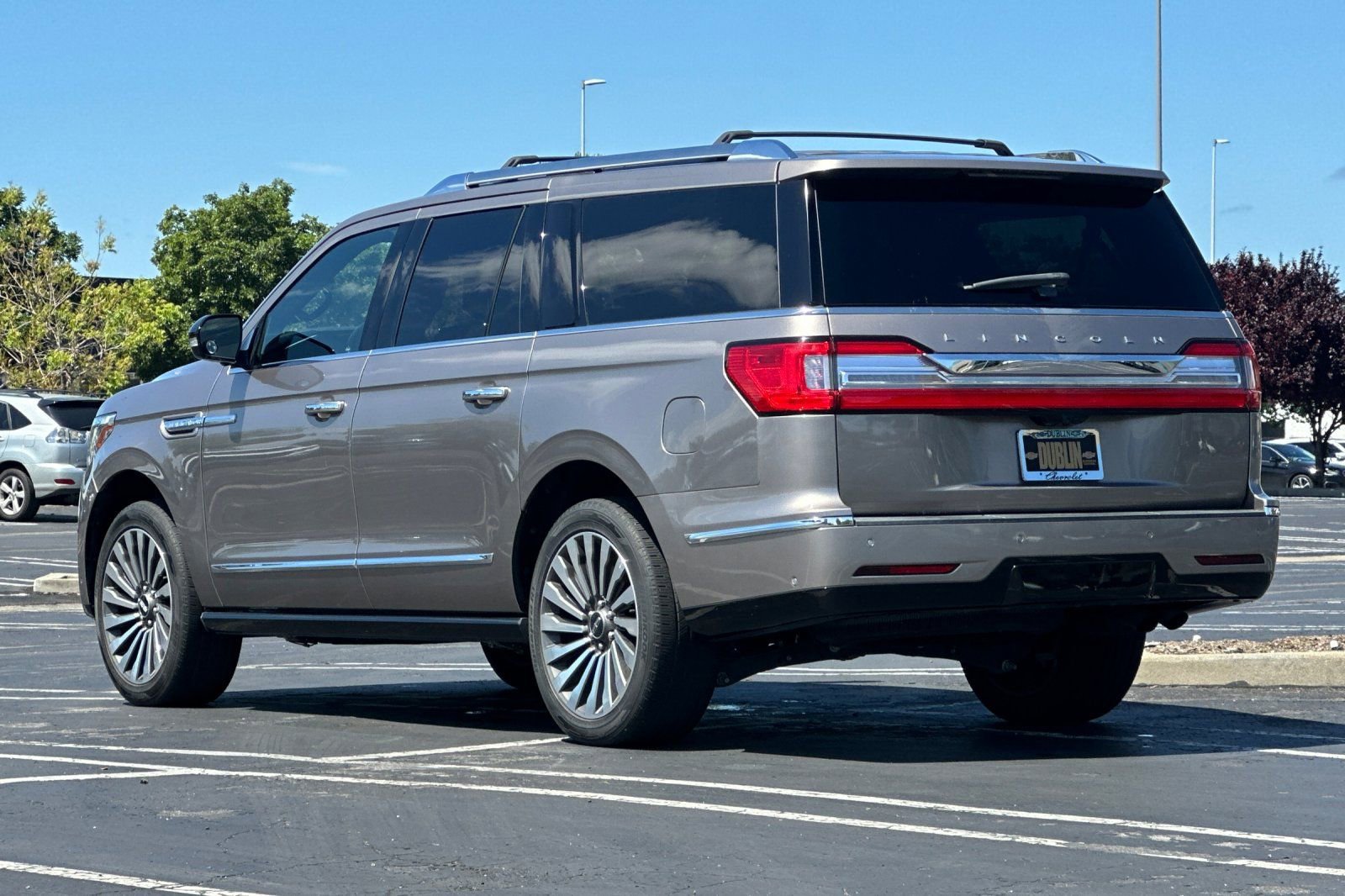 Used 2019 Lincoln Navigator L Reserve image 6
