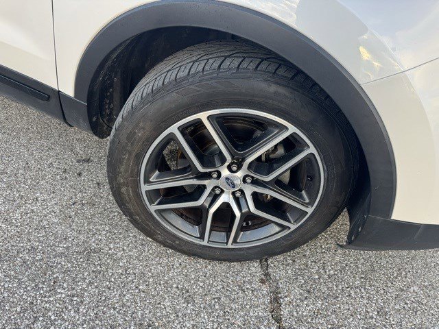 Used 2016 Ford Explorer Sport image 43