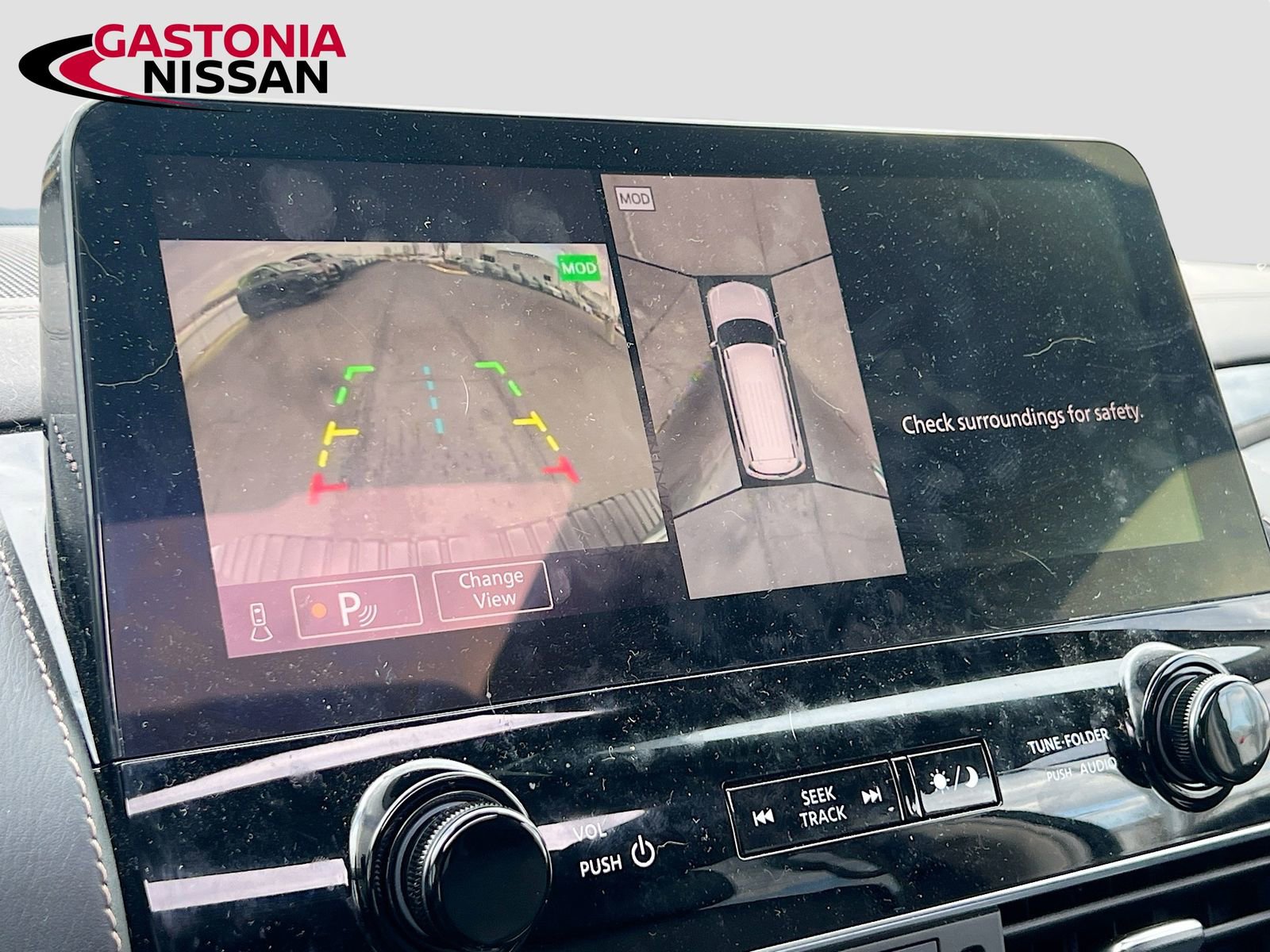 Used 2024 Nissan Armada Platinum w/ Captain's Chairs Package image 18