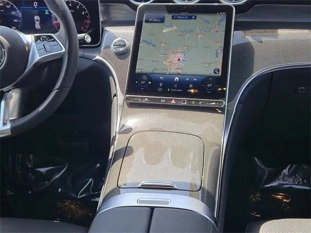New 2025 Mercedes-Benz GLC 300 4MATIC image 11