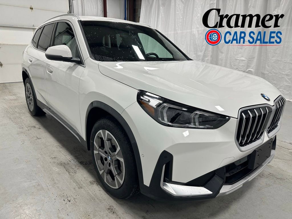 Used 2025 BMW X1 xDrive28i image 1