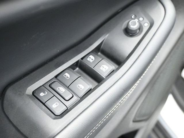 Used 2024 Jeep Grand Cherokee Altitude image 13