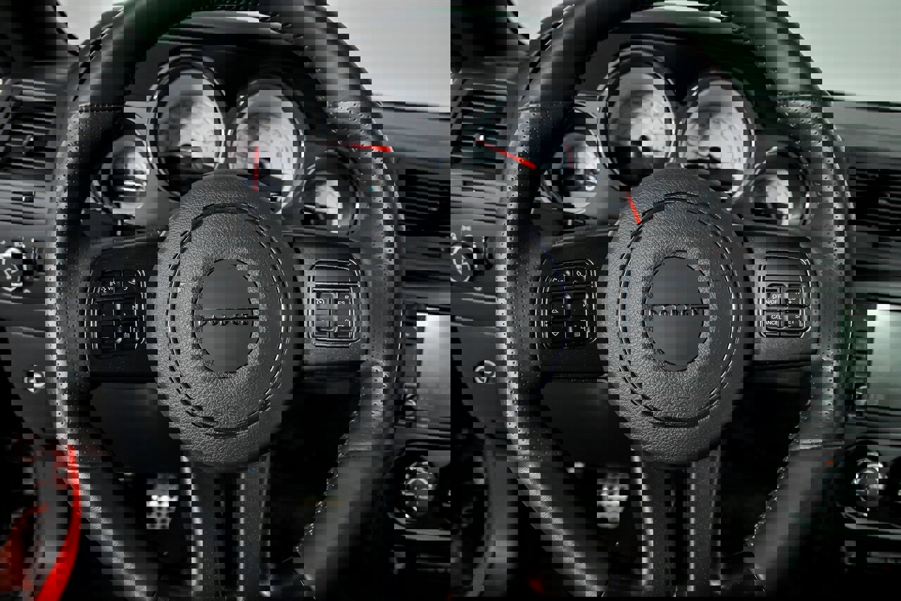 Used 2014 Dodge Challenger R/T image 26