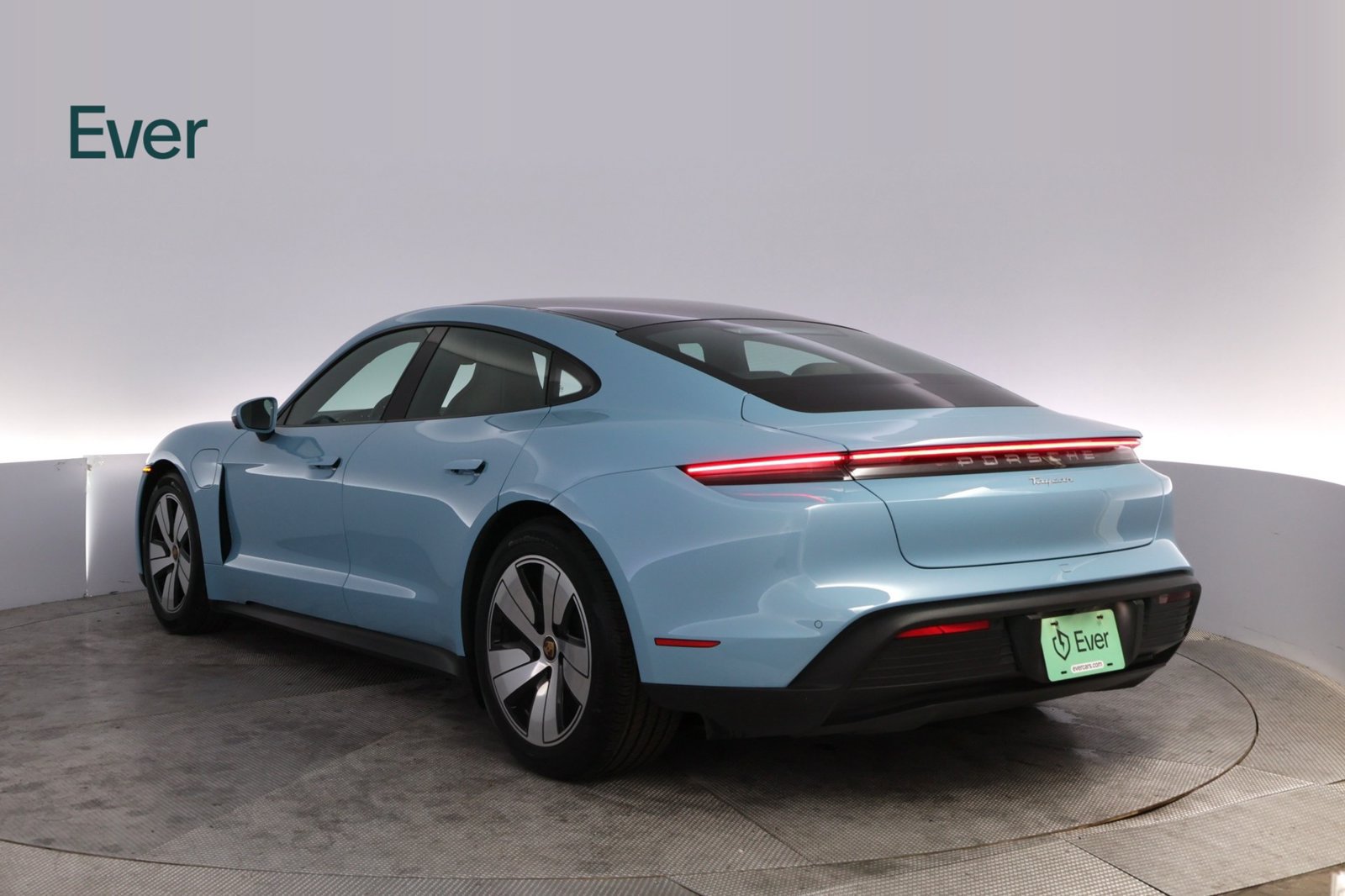 Used 2023 Porsche Taycan RWD image 17