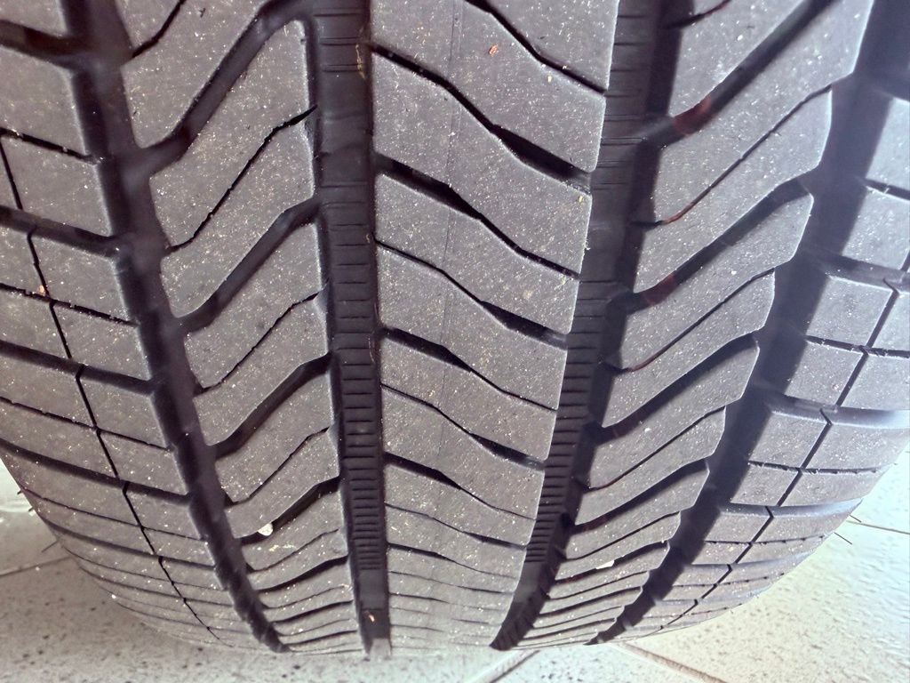 Used 2025 Honda Prologue EX image 17