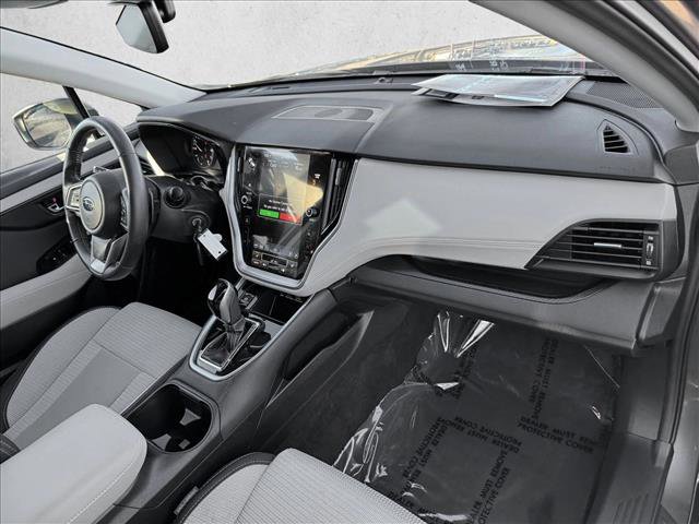 Used 2025 Subaru Outback Premium w/ Popular Package #1A image 19