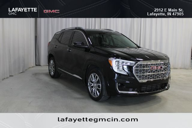 Used 2023 GMC Terrain Denali w/ Denali Premium Package AWD/4WD image 1