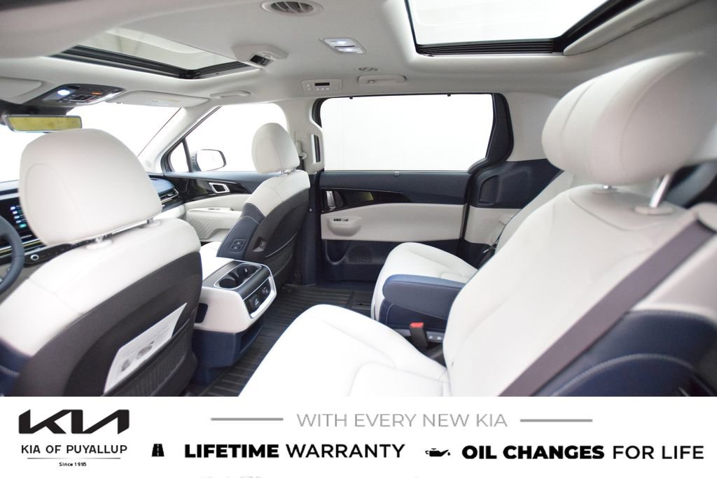 New 2025 Kia Carnival SX Prestige image 12