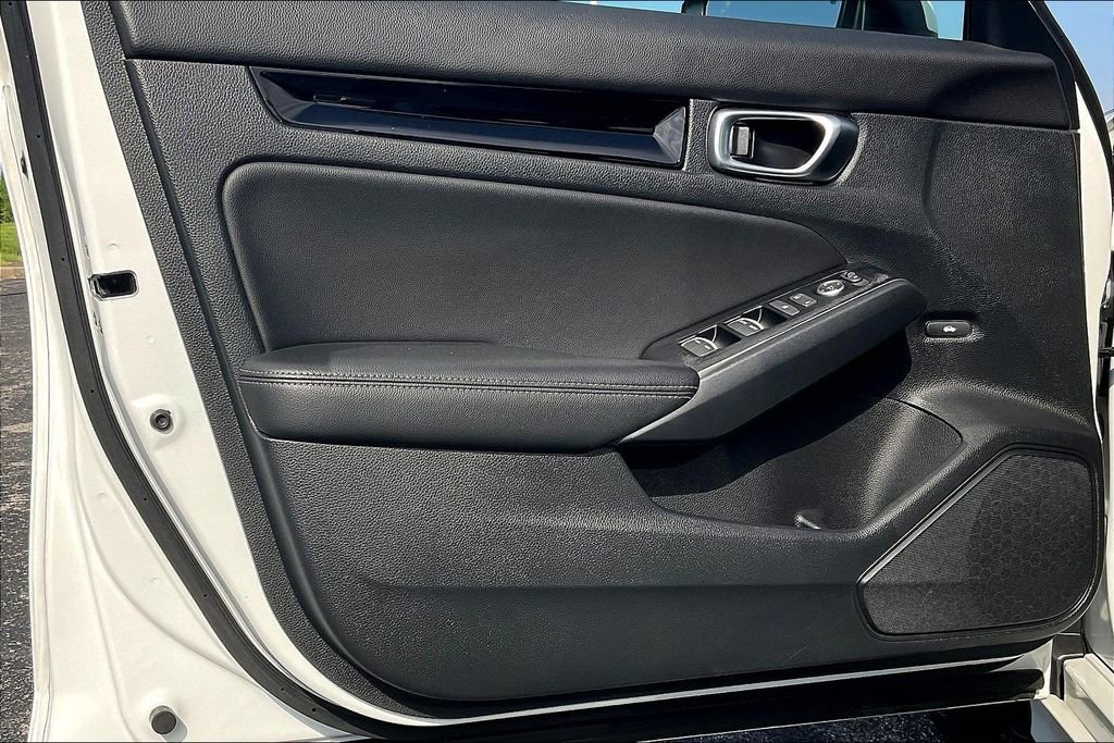 Certified 2024 Honda Civic Touring image 26