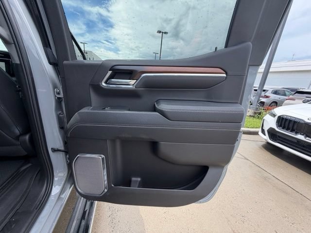 Used 2025 GMC Sierra 1500 Denali w/ Denali Reserve Package AWD/4WD image 30