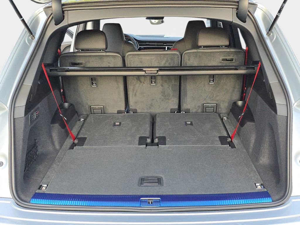 New 2026 Audi Q7 3.0T Prestige image 13