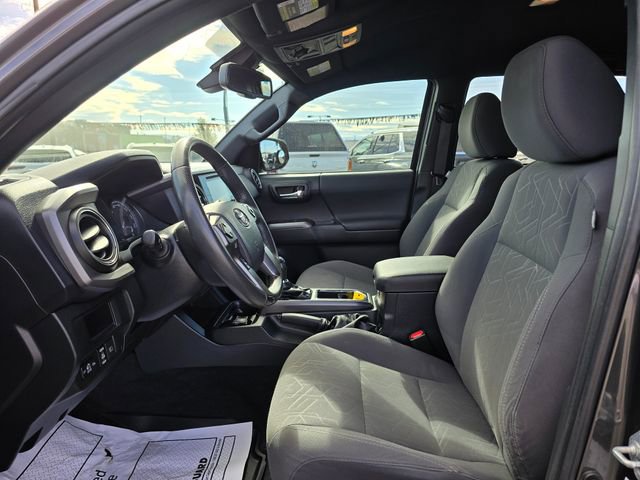 Used 2018 Toyota Tacoma TRD Off-Road AWD/4WD image 21