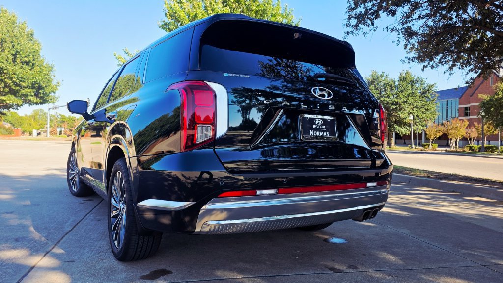 Used 2023 Hyundai Palisade Calligraphy AWD/4WD image 9